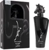 A black perfume bottle with a horse head cap and its matching black box are displayed side-by-side against a white background. Voir les images du produit