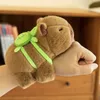 Kapibara Kuscheltier mit Rucksack – Handspielzeug mit Produktbild-Vorschau 9