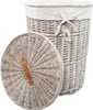 A wicker laundry basket with a lid and a fabric liner. Podgląd zdjęcia produktu