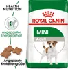 A bag of Royal Canin dog food with some kibble shown next to it. Produktbild-Vorschau