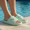 Ciabatte da bagno The Mandalorian Verde brillante 42/43 Anteprima dell’immagine prodotto 11