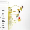 Dekoratives elegantes Metall-Lesezeichen für ein Geschenk Produktbild-Vorschau 9