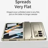 A gold-colored foldable phone case is shown unfolded and lying flat on a surface, with text overlay describing its flatness. Náhled obrázku produktu