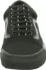 A front view of a black Vans sneaker. Voir les images du produit