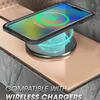 A phone case is shown wirelessly charging on a charging pad, with text overlay indicating compatibility with wireless chargers. Produktbild-Vorschau