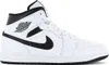 A studio shot of a white and black Nike Air Jordan 1 Mid sneaker. Anteprima dell’immagine prodotto