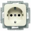 A close-up studio shot of a cream-colored electrical socket mounted on a gray metal frame. Anteprima dell’immagine prodotto