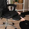 A person's hands are shown adjusting the footrest of a black office chair. Produktbild-Vorschau