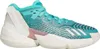 A side view of a single Adidas basketball shoe. Voir les images du produit