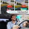 Schwarzes ergonomisches Autositzkissen mit blauen Akzenten, gezeigt neben einem geteilten Bild einer Straße vorher und nachher, und einem lächelnden Mann beim Fahren Náhľad obrázku produktu
