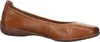 A side view of a single brown leather ballerina flat shoe against a white background. Anteprima dell’immagine prodotto