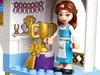 Los establos reales de La Bella y la Bestia - Disney™ LEGO Vista previa de la imagen del producto 5