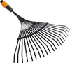A Fiskars QuikFit Fächerbesen (leaf rake) is shown against a white background. Náhled obrázku produktu