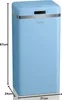 A light blue retro-style trash can with silver trim and a sensor lid. Voir les images du produit