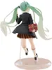 A figurine of Hatsune Miku standing on a display base. Podgląd zdjęcia produktu