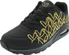A black Skechers Uno sneaker with gold heart detailing. Voir les images du produit