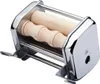 A close-up studio shot of a chrome and wood pasta maker. Anteprima dell’immagine prodotto