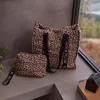 Tasche Leoprint, Wattiert, Schwarzes Innenfutter, Produktbild-Vorschau 7