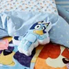 Coussin Bluey pour enfants – Coussin moulé en velours Voir les images du produit 4