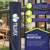 An instructional image showing how to assemble and disassemble a patio umbrella cover, with a background of a patio area. Voir les images du produit