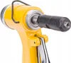 A close-up view of the head of a yellow pneumatic riveting gun. Produktbild-Vorschau