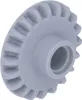 A single, light gray LEGO Technic gear with 20 teeth is shown from a diagonal angle against a light gray background. Podgląd zdjęcia produktu