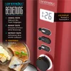 Close-up of a red toaster with operating instructions and an LCD display showing 1:26. Toasted bread and butter are visible in the lower left. Produktbild-Vorschau