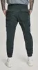 A person wearing black cargo jogging pants. Anteprima dell’immagine prodotto