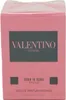 A pink box of Valentino Donna Born in Roma Intense Eau de Parfum. Voir les images du produit