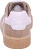 The back view of a single brown sneaker with a white heel tab. Anteprima dell’immagine prodotto