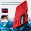 A red phone case is shown against a backdrop of mountains and water, with callouts highlighting its protective features. Voir les images du produit
