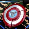 Giocattolo con scudo da supereroe di Capitan America con Anteprima dell’immagine prodotto 4