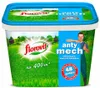 A tub of lawn fertilizer with a picture of a man and a green lawn. Produktbild-Vorschau