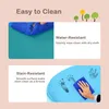 Image highlights the 'Easy to Clean' feature of a product, showing water resistance and stain resistance with visual demonstrations. Produktbild-Vorschau