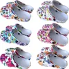 Clogs mit bunten Blumenmuster Produktbild-Vorschau
