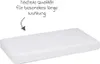 A white mattress with a quilted pattern, presented on a white background with text and an arrow pointing to it. Produktbild-Vorschau