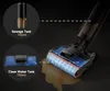A close-up illustration showing the internal workings of a wet vacuum cleaner, highlighting its clean water and sewage tanks, and its cleaning roller in action on a spill. Produktbild-Vorschau