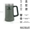 A Stanley thermal mug with product specifications and features displayed. Voir les images du produit