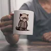 Grimmige Katze im Schlafanzug Kaffeebecher Produktbild-Vorschau 2
