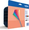 The image shows the packaging of Brother ink cartridges, featuring a colorful kite graphic and product information. Voir les images du produit