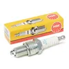 A spark plug and its packaging are displayed against a white background. Produktbild-Vorschau