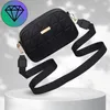 Sac à bandoulière en similicuir noir pour femme Voir les images du produit 17