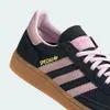 A close-up view of an Adidas Handball Spezial sneaker. Produktbild-Vorschau