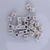 Perline a forma di lettera, 30 pezzi, 6x6 mm, bianche con Anteprima dell’immagine prodotto 1