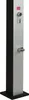 A tall, rectangular outdoor shower unit with a silver front panel and a black side panel, standing on a black base. Anteprima dell’immagine prodotto