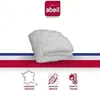 A folded white comforter is shown on a white background with French flag colors and icons indicating features. Produktbild-Vorschau