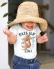 Babybody mit Spruch zum Geburtstag Ich bin jetzt Eins | Produktbild-Vorschau 3