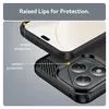 Close-up view of a phone case highlighting its protective features. Produktbild-Vorschau