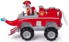 A toy fire truck with a dog figurine in the driver's seat, shown from a side view against a white background. Anteprima dell’immagine prodotto
