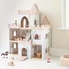 Petite Amélie Märchenschloss aus Holz inkl. Puppen und Produktbild-Vorschau 6